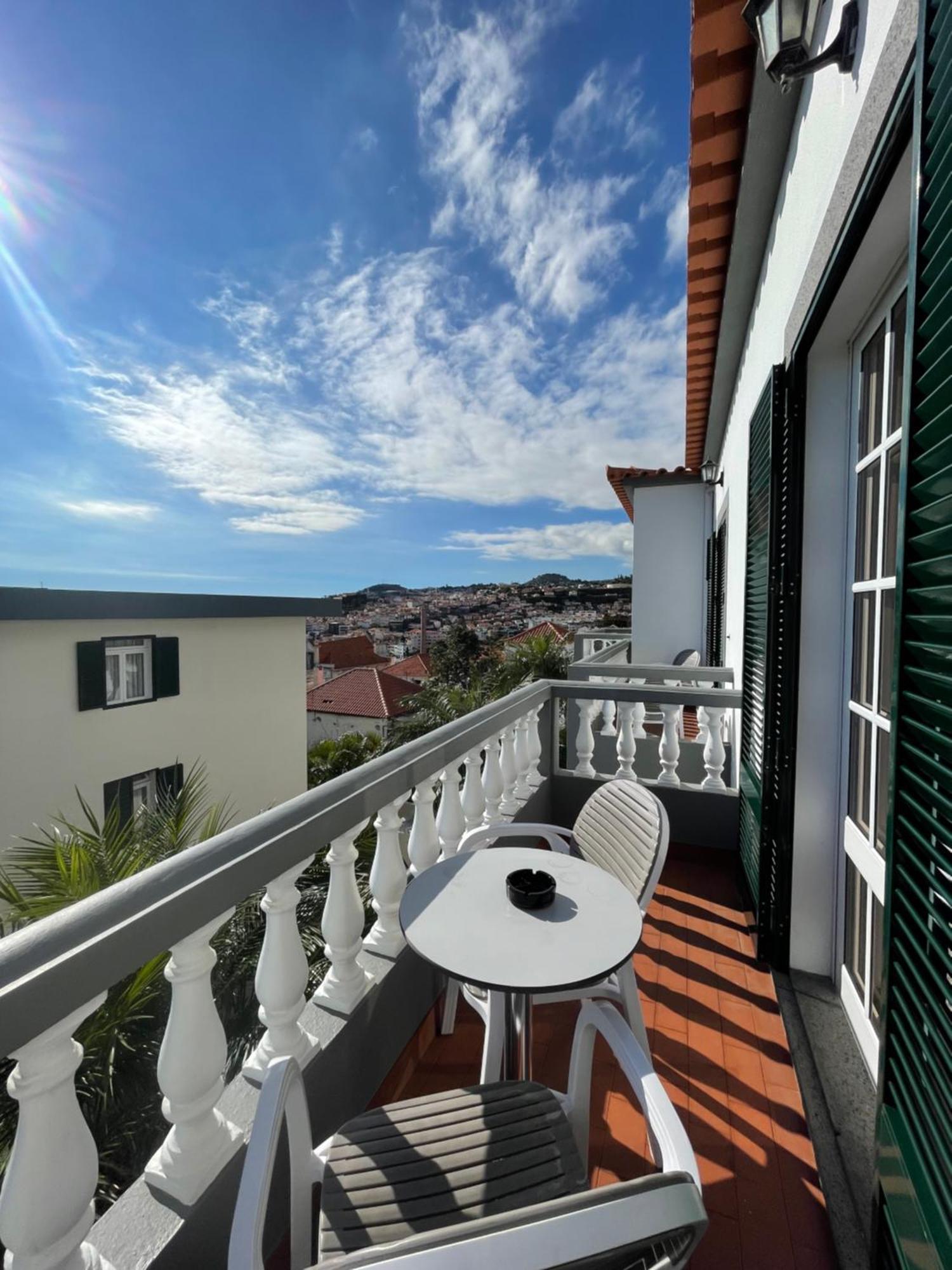 Valhalla Panorama - The Old Residencial Pina Funchal  Kamer foto